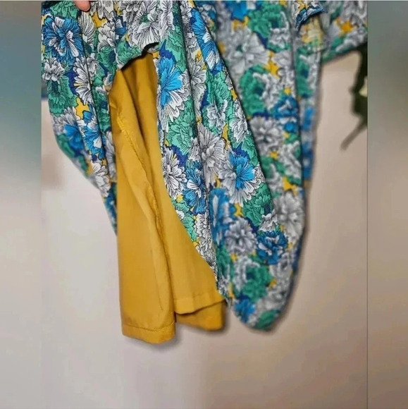 Banana Republic Floral Flutter‑Sleeve Blouse  Size S Blue & Yellow Excellent - Picture 7 of 10